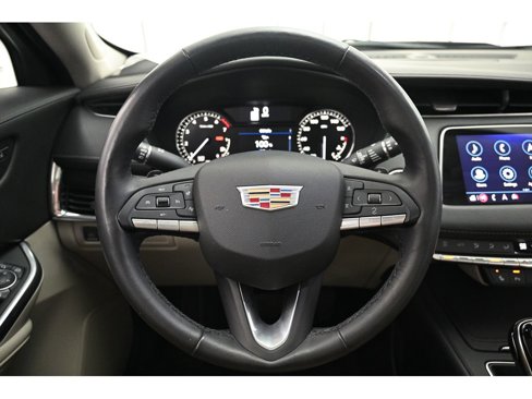 Used 2020 Cadillac XT4 Premium Luxury w/ Cold Weather Package image 36