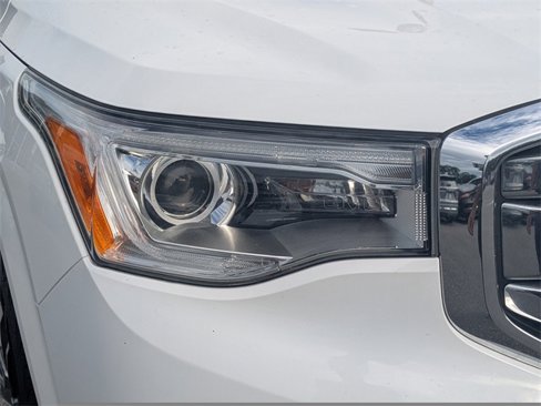 Used 2019 GMC Acadia Denali image 9