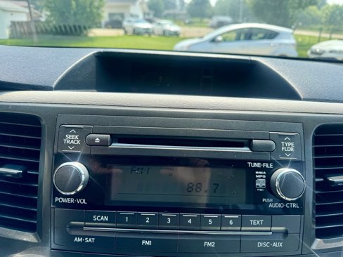 Used 2014 Toyota Sienna L image 27