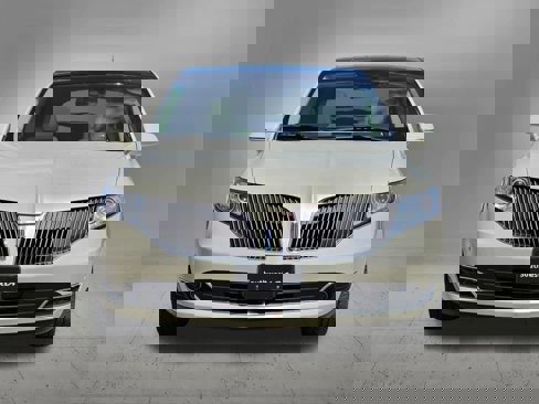 Used 2016 Lincoln MKT AWD w/ Equipment Group 201A image 8