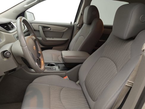 Used 2015 Chevrolet Traverse LT image 17