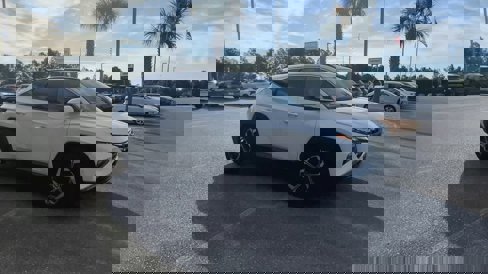 Used 2024 Hyundai Tucson Limited image 2