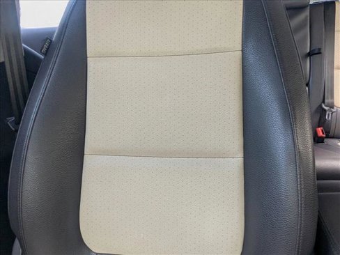 Used 2016 Volkswagen Tiguan S image 8