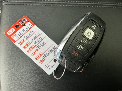 Used 2017 Lincoln MKZ Reserve w/ Technology Package image 8