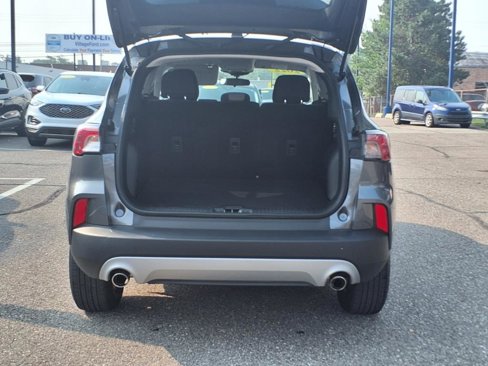 Certified 2022 Ford Escape SE w/ Cold Weather Package image 9