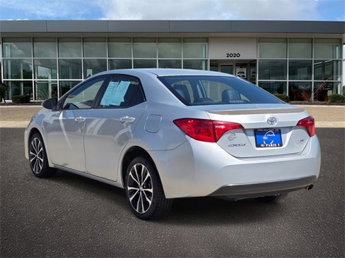Used 2017 Toyota Corolla SE image 4