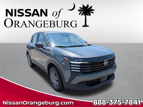 Used 2025 Nissan Kicks S w/ Charging Package image 1