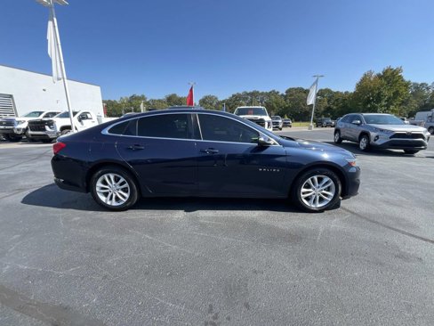 Used 2016 Chevrolet Malibu LT image 8