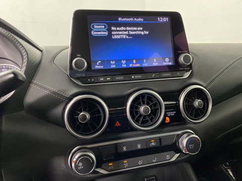 Used 2022 Nissan Sentra SV image 18