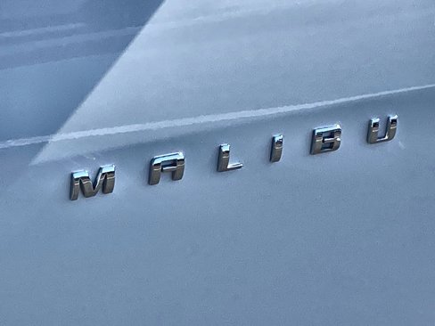 Used 2020 Chevrolet Malibu LS image 30