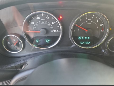 Used 2015 Jeep Wrangler Sport image 4