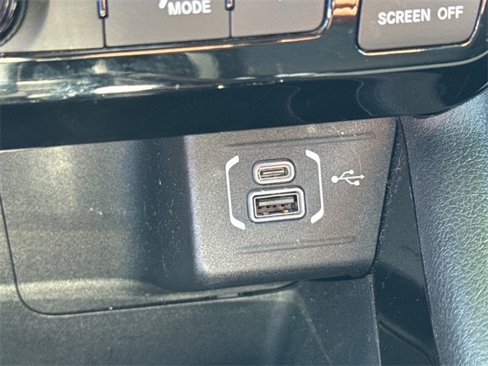 Certified 2022 Jeep Compass Limited image 21