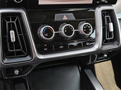 Used 2022 Kia Sorento LX image 22