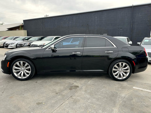 Used 2018 Chrysler 300 Limited image 4