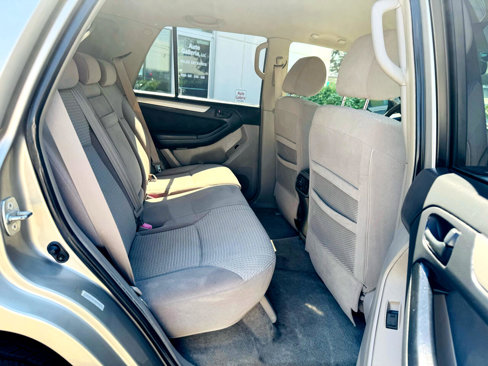 Used 2004 Toyota 4Runner Sport image 17