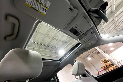 Used 2018 Subaru Forester 2.5i Premium w/ All-Weather Package image 13