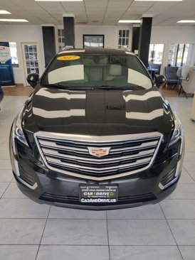 Used 2017 Cadillac XT5 FWD image 2
