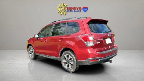 Used 2018 Subaru Forester 2.5i Premium w/ All-Weather Package image 5