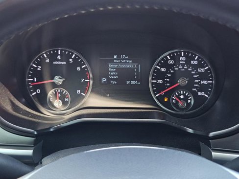 Used 2020 Kia Telluride LX image 16