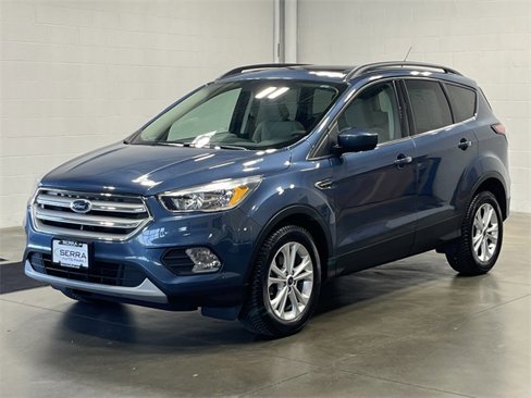 Used 2018 Ford Escape SE image 2