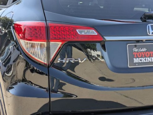 Used 2020 Honda HR-V Sport image 9