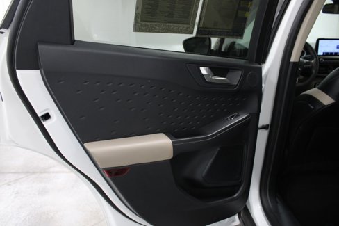 Used 2020 Ford Escape Titanium w/ Titanium Premium Package 2.0 image 23