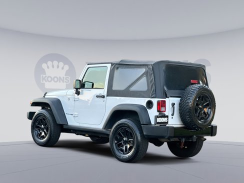 Used 2018 Jeep Wrangler Sport image 4