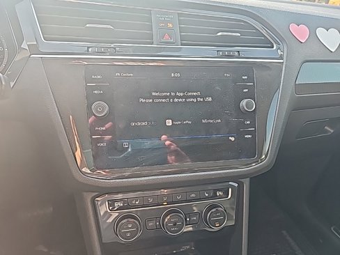 Used 2019 Volkswagen Tiguan SEL Premium image 12