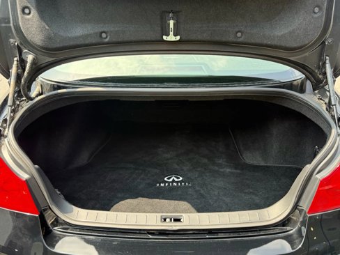 Used 2013 INFINITI G37 x Sedan w/ Premium Pkg image 32