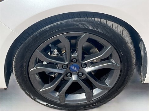 Used 2018 Ford Fusion SE w/ Equipment Group 601A image 31