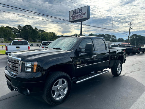 Used 2013 GMC Sierra 2500 Denali w/ Suspension Package, Off-Road image 1