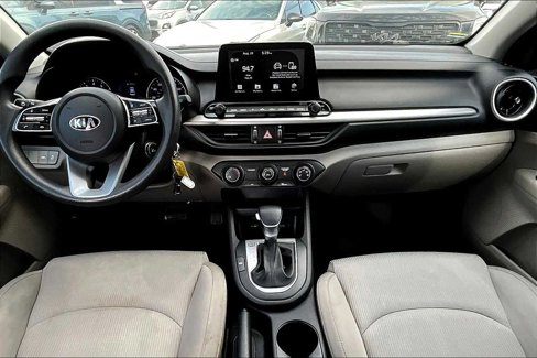 Certified 2020 Kia Forte LXS image 13