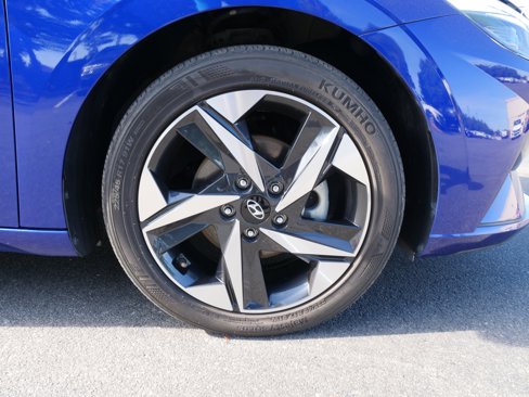 Certified 2023 Hyundai Elantra SEL w/ Convenience Package image 10