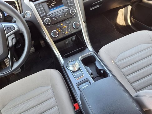 Used 2018 Ford Fusion S image 9