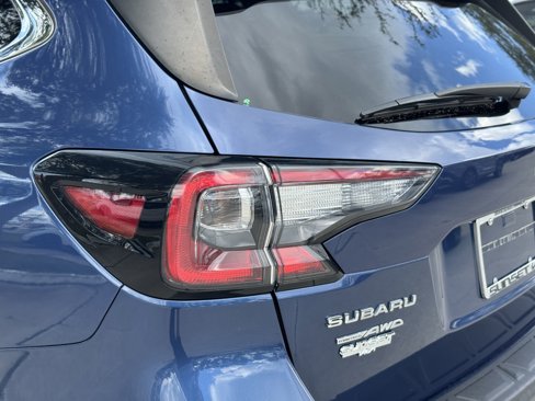 Used 2021 Subaru Outback Limited image 10