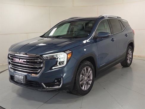 Used 2024 GMC Terrain SLT image 4