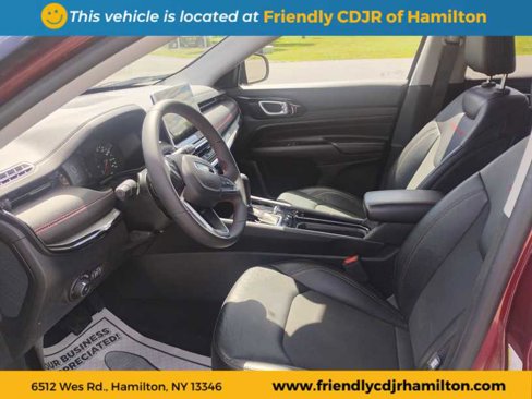 Used 2022 Jeep Compass Trailhawk image 11