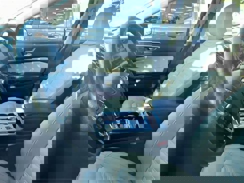 Used 2022 Ford Edge SEL w/ Convenience Package image 7