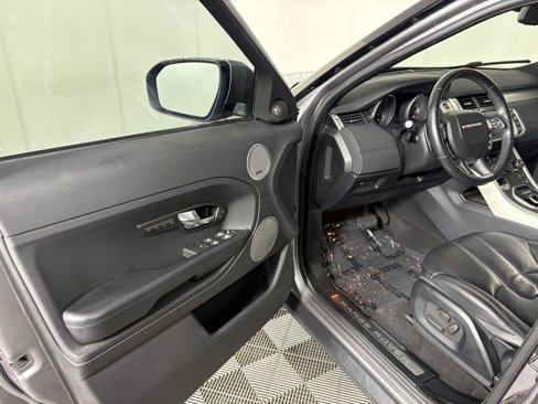 Used 2013 Land Rover Range Rover Evoque Pure Plus image 11