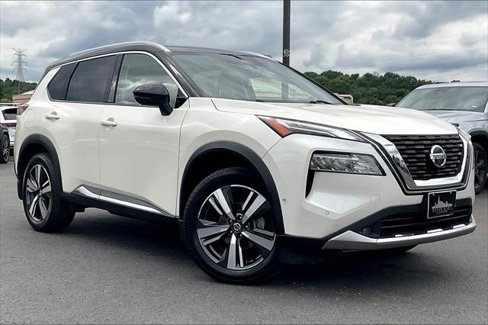 Used 2021 Nissan Rogue Platinum image 32