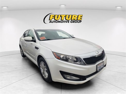 Used 2013 Kia Optima LX image 1