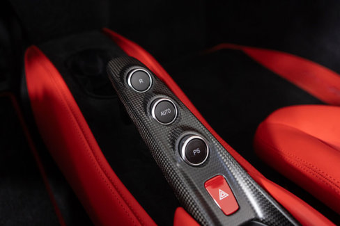 Used 2023 Ferrari F8 Tributo image 30