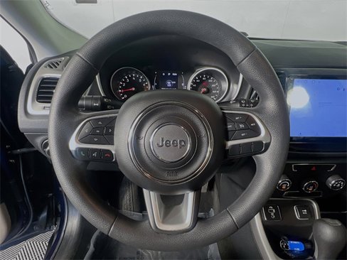 Used 2018 Jeep Compass Sport image 5