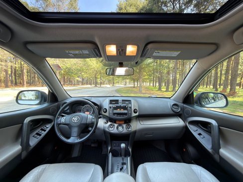 Used 2010 Toyota RAV4 Limited image 2