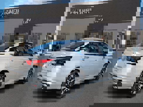 Used 2020 Nissan Altima 2.5 SV image 4