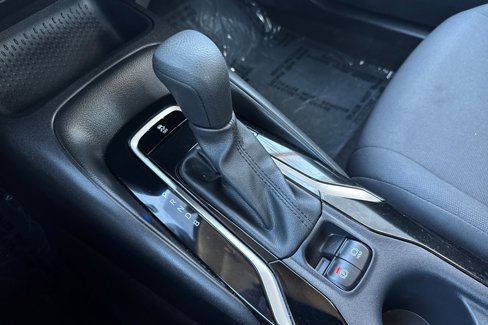 Used 2020 Toyota Corolla LE image 20