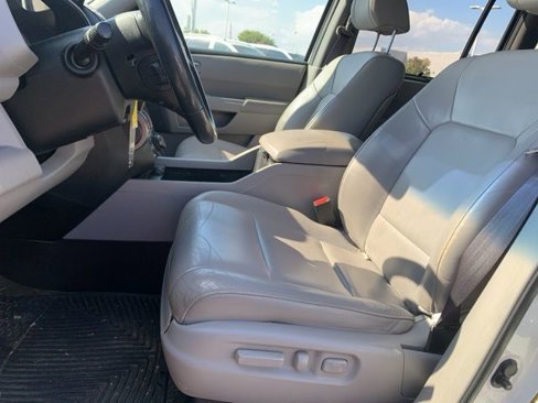 Used 2014 Honda Pilot Touring image 11