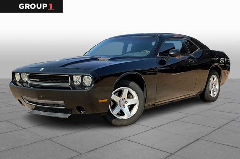 Used 2009 Dodge Challenger SE image 1