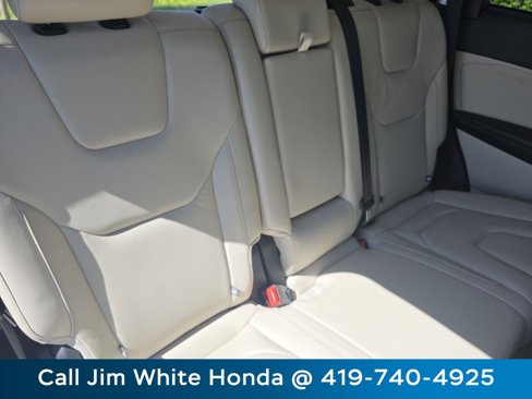 Used 2018 Ford Edge Titanium w/ Technology Package image 21
