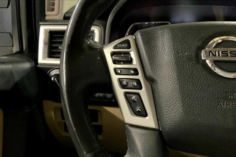 Used 2016 Nissan Titan SV image 23